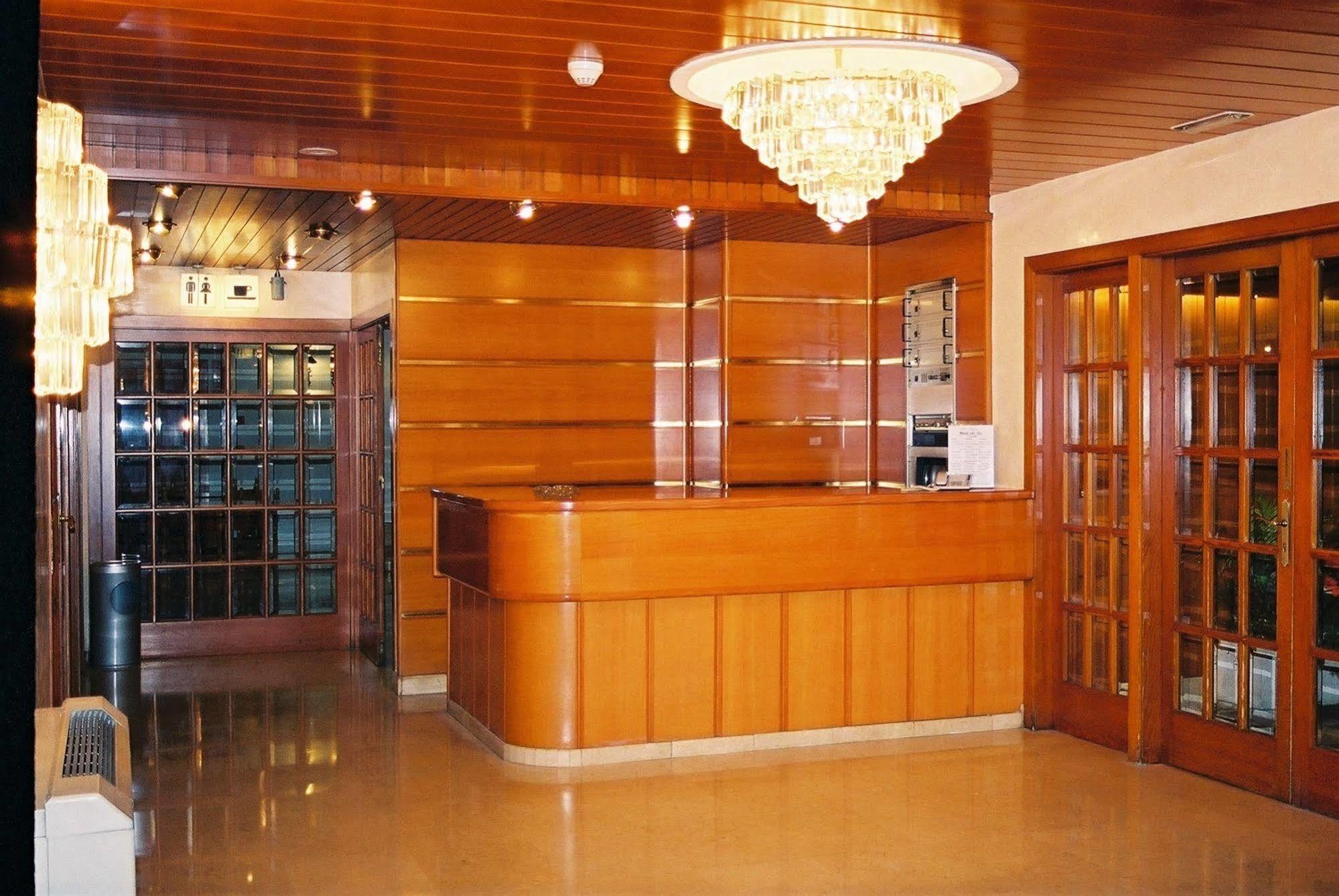 Hotel Folch Sant Julia de Loria Exterior foto